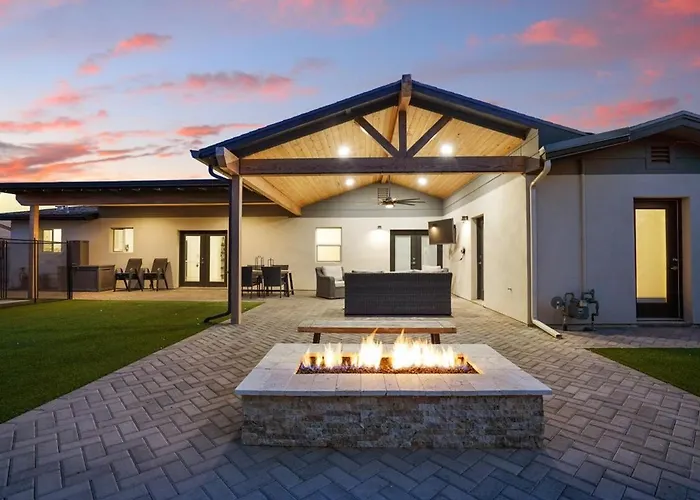 4br Casita W Pool Outdoor Big Screen Holiday home *