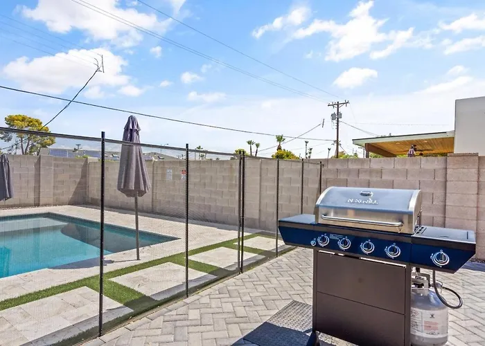 4br Casita W Pool Outdoor Big Screen * Scottsdale